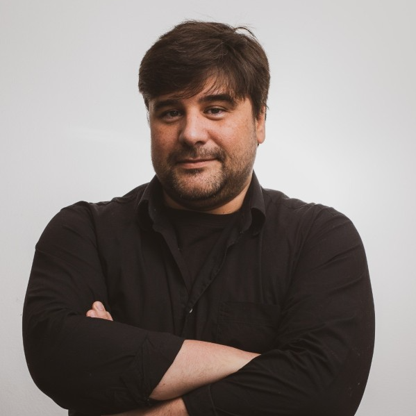 Headshot of Cristian Mocho